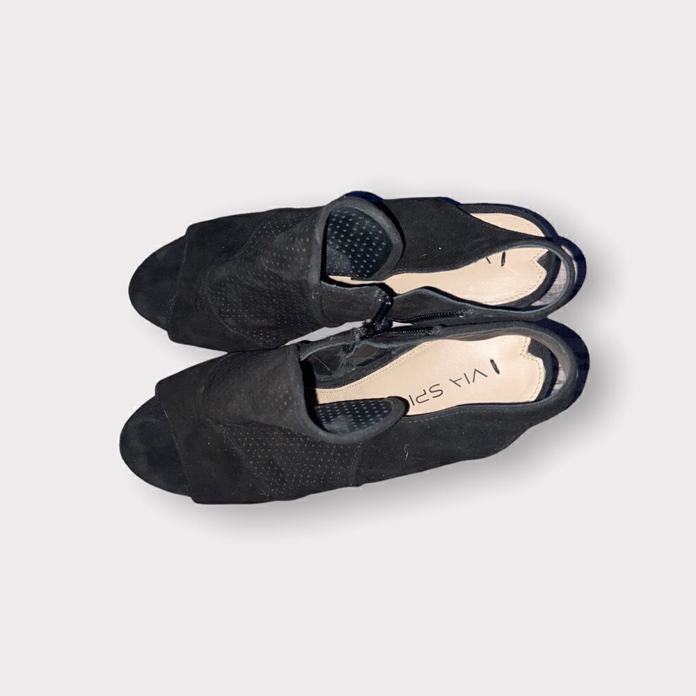 Via Spiga Black Suede Sandals Size 8 M